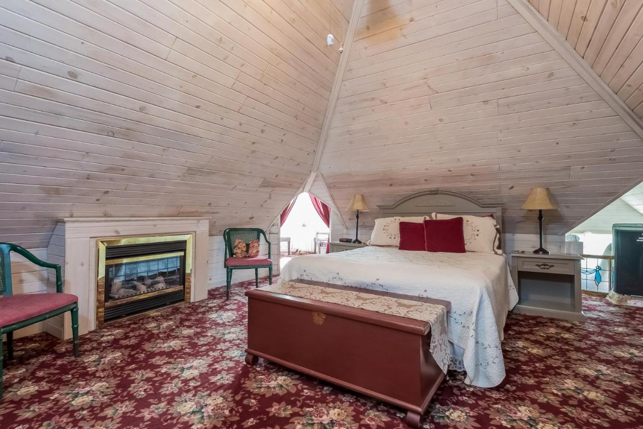 Kingsley House Bed & Breakfast Fennville ภายนอก รูปภาพ